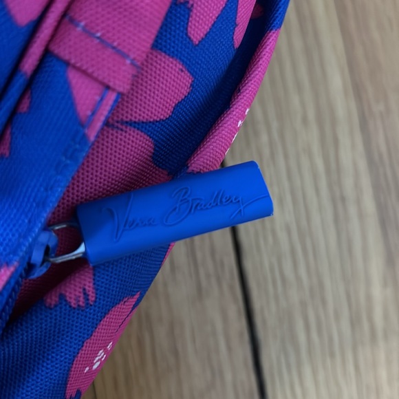 Vera bradley flower backpack - Picture 4 of 4